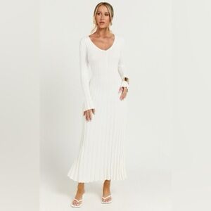 Showpo ASTRA MAXI DRESS - V NECK LONG SLEEVE KNIT DRESS IN WHITE